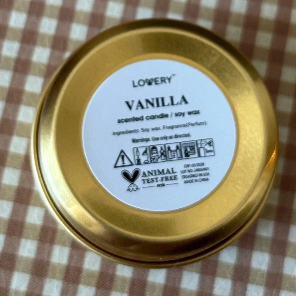 LOVERY scented wax candle‎ tiny. VANILLA